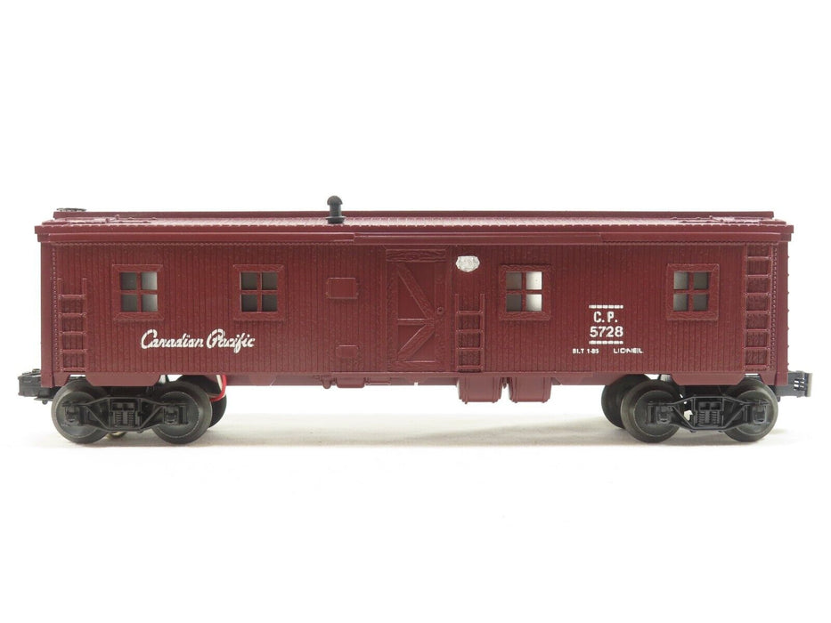 Lionel 6-5728 Canadian Pacific Bunk Car LN