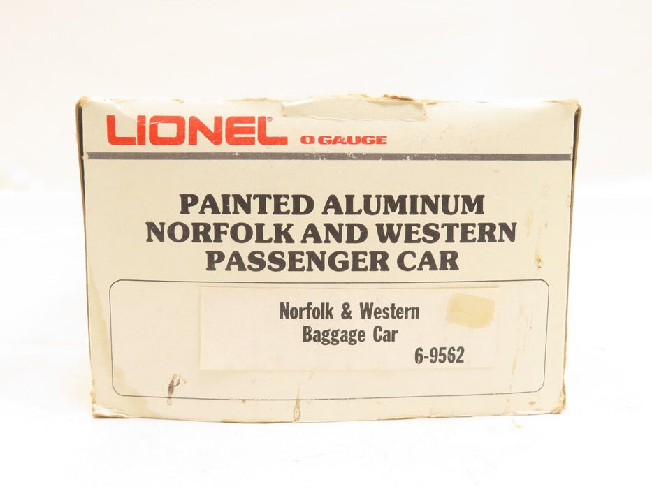 Lionel 6-9562 Painted Aluminum Norfolk & Western Baggage Car NIB