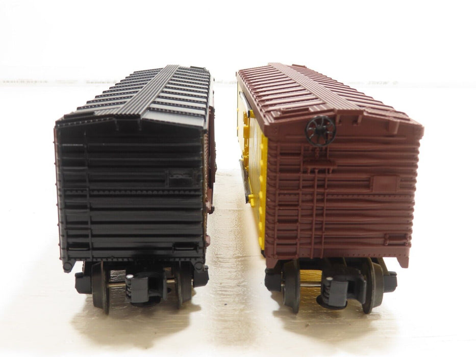 Lionel Lot of 2 Erie Double Door Boxcar & Erie Reefer (6-19255/6-19535) LN 7676