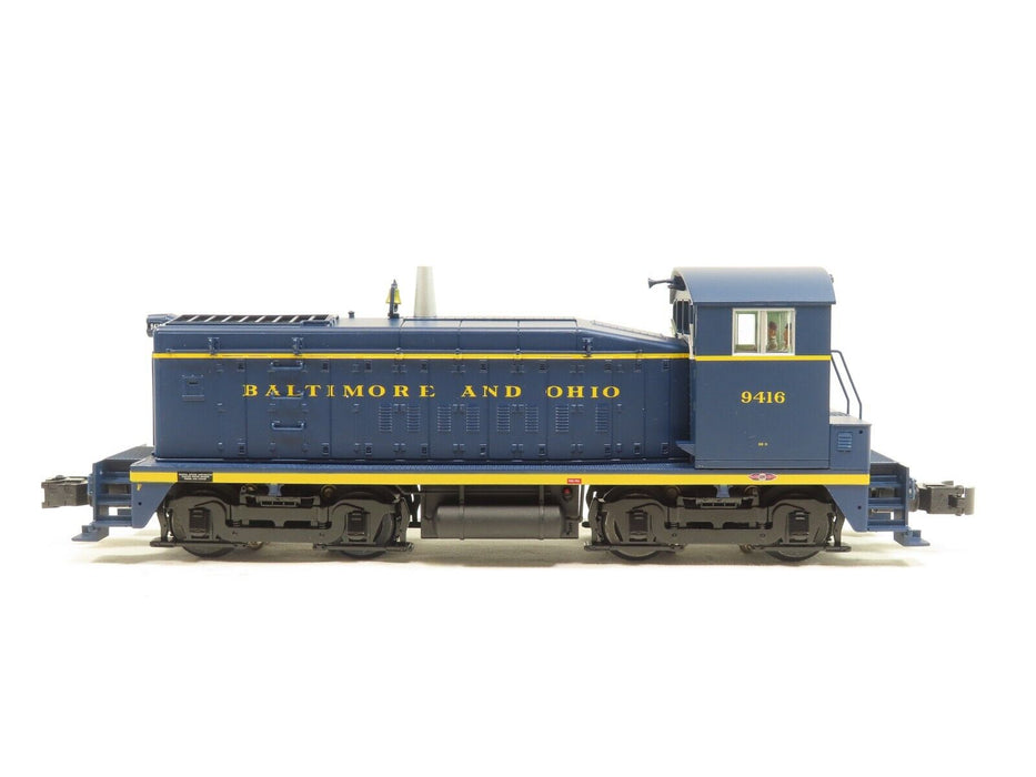 Atlas 6114-1 EMD SW900 Phase 2 Baltimore & Ohio Diesel Locomotive Cab #9416 LN