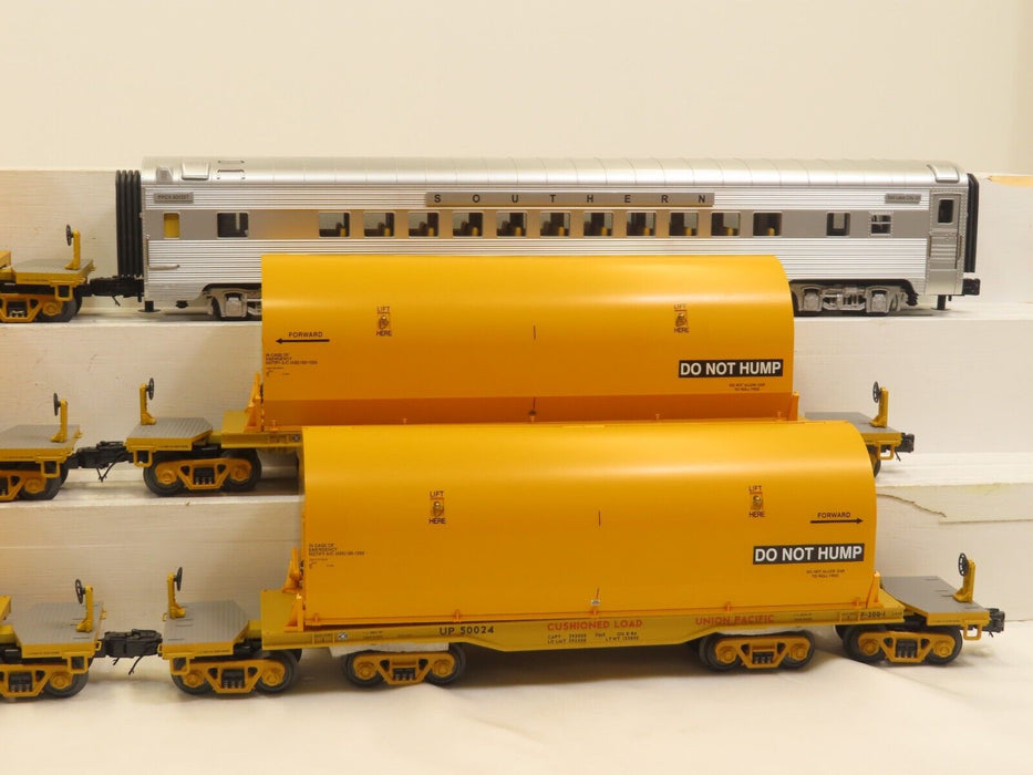 MTH 20-90166 Union Pacific 6-Car Solid Rocket Transport Set LN