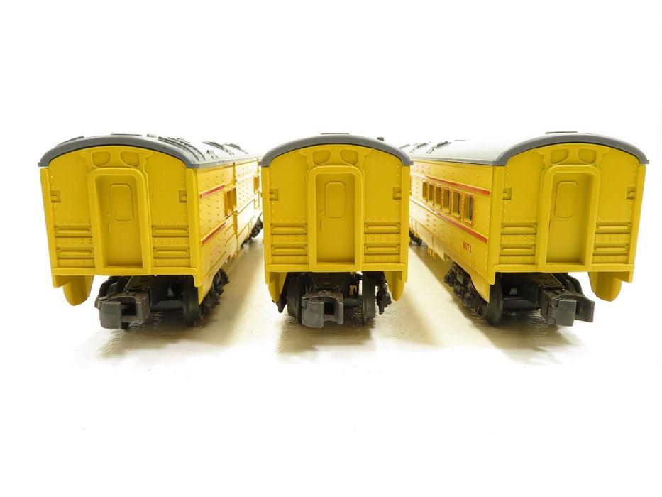 Lionel Lot of 3 Union Pacific Pass Cars (16071, 16068, 16069) LN 7742