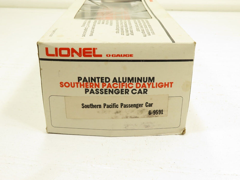 Lionel 6-9591 Southern Pacific Daylight  Passenger Car LN