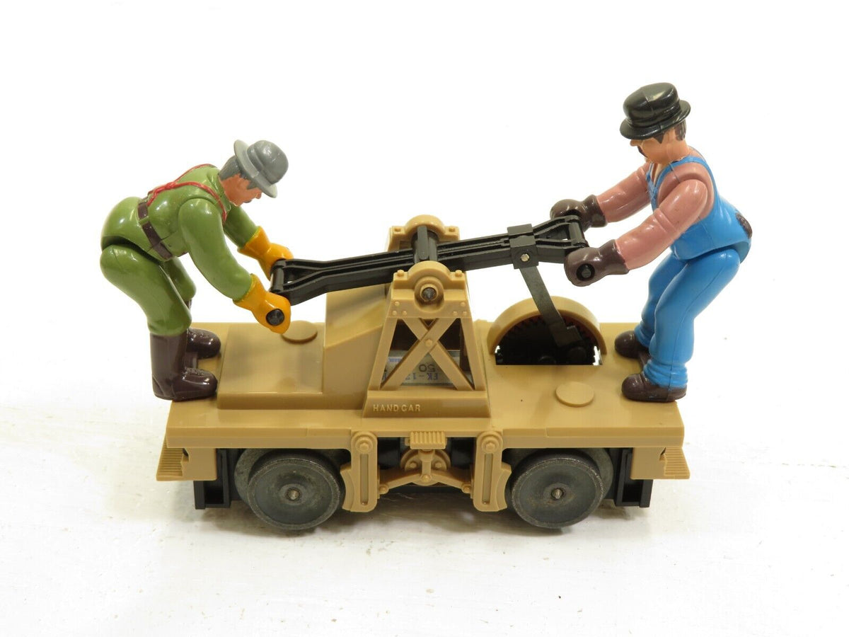 Lionel 6-18429 Operating Hand Car w/Railroad Workers LN — NY-ElectricTrains