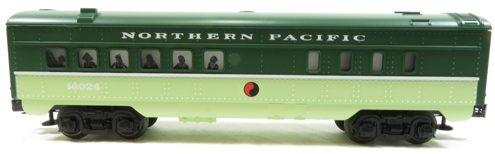 Lionel 6-16024 Northern Pacific Dining Car NIB