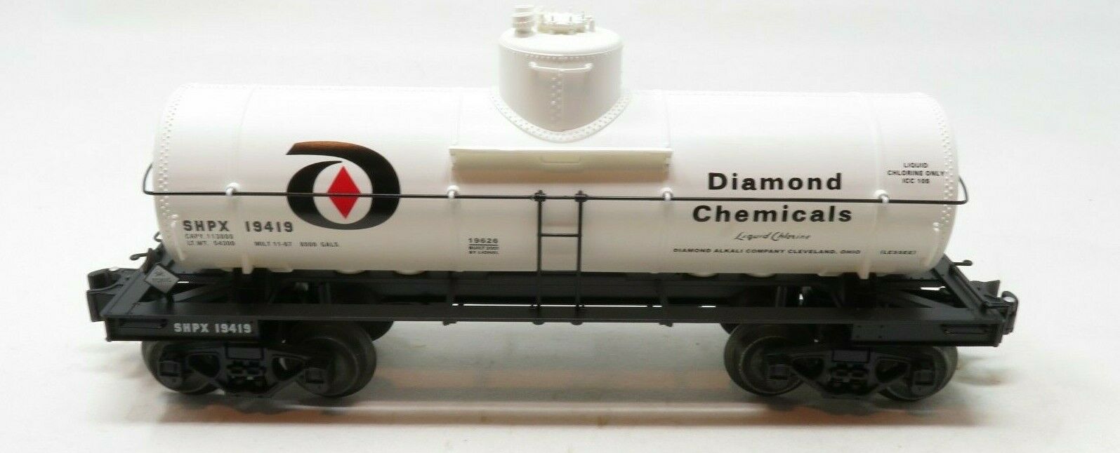 Lionel 6-19626 Diamond Chemicals 8,000-Gallon Tank Car  NIB