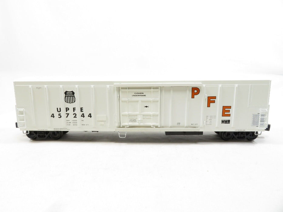 Lionel 6-27458 PFE Mechanical Refrigerator Car NIB