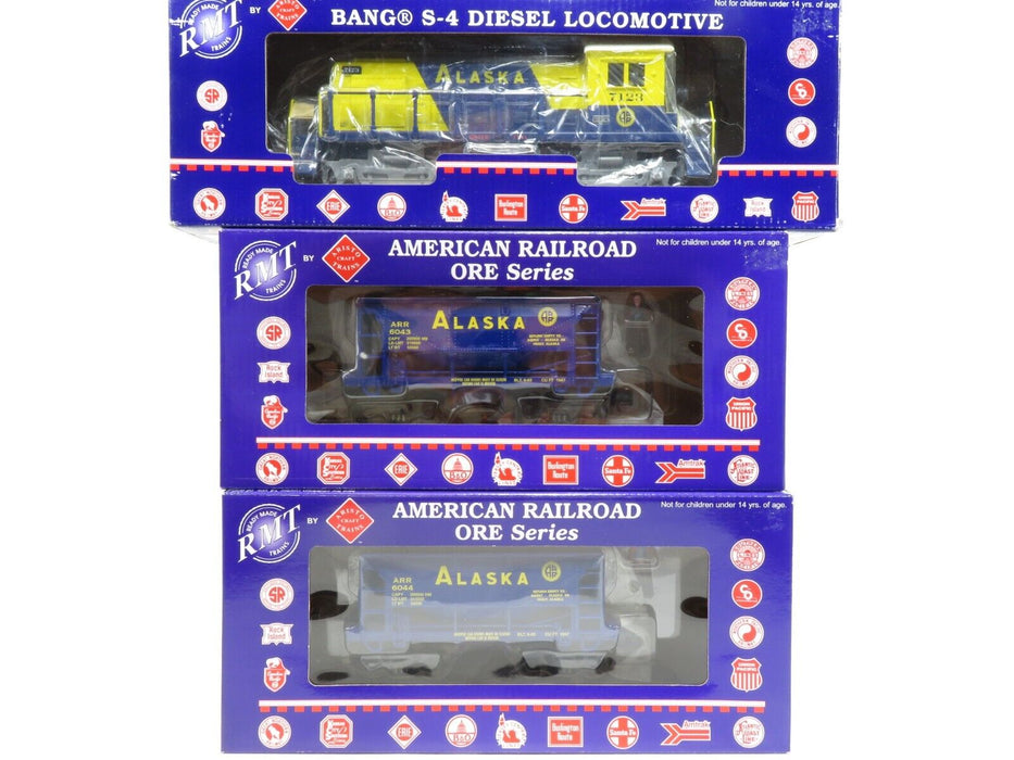 RMT 92333 Alaska S-4 Diesel w/horn and 2 Ore Cars LN