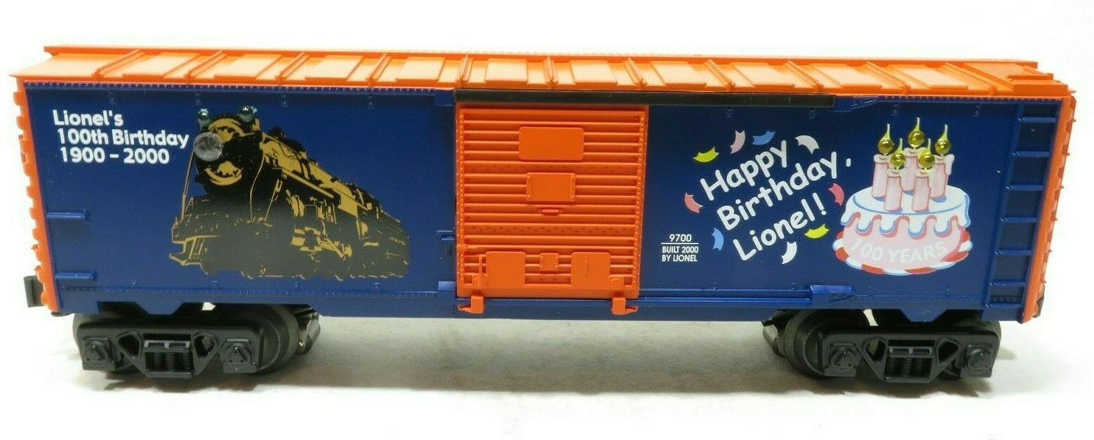 Lionel 6-26736 Lighted Lionel Birthday Boxcar NIB
